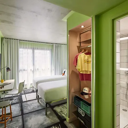 Mama Shelter Hotel 3*