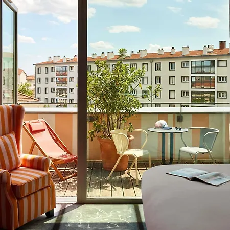 Mama Shelter Hotel