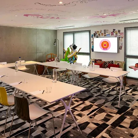 فندق Mama Shelter ليون