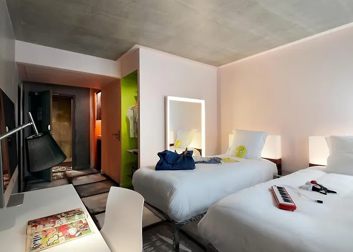 Mama Shelter Hotel 3*
