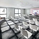 ホテル ママシェルター 3*
