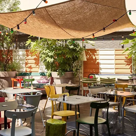 Mama Shelter Hotel 3*