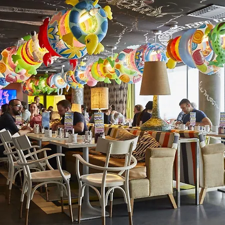 Hotel Mama Shelter 3*